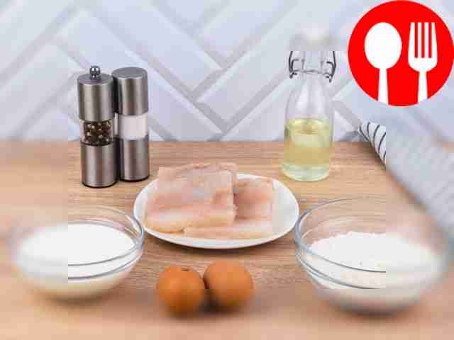 Подготовьте все ингредиенты и тщательно промойте рыбу.