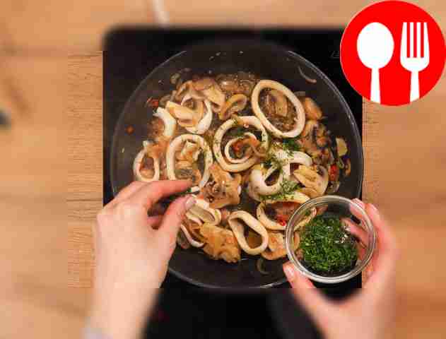 Add greens. Place chopped dill in a frying pan...