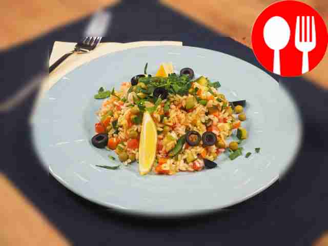 Paella with vegetables