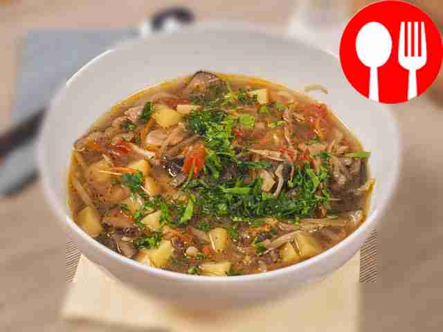 Cabbage soup with dried mushrooms