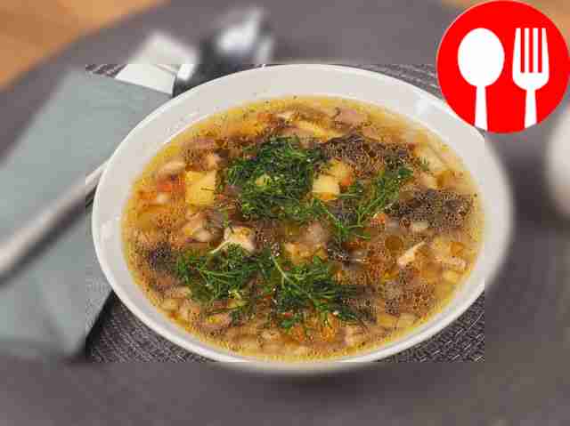 Dried mushroom soup in a slow cooker