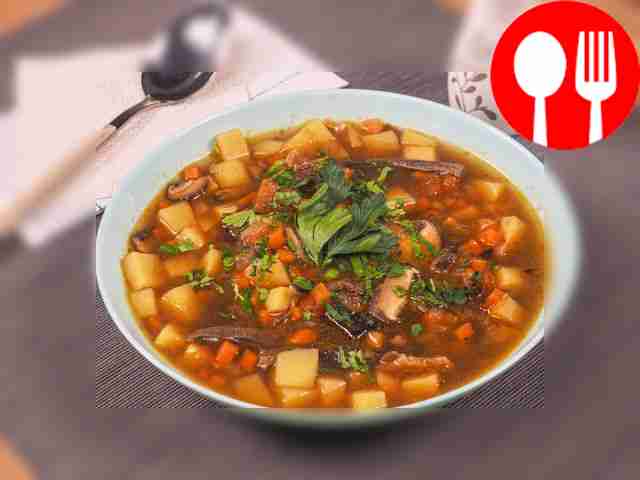 Постный суп из сушеных грибов