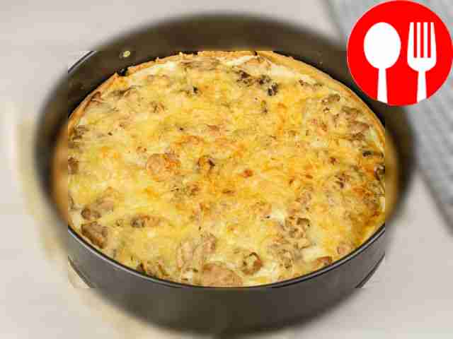 Quiche is ready. Bon appetit!