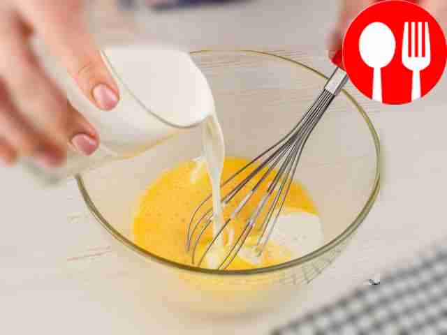 In a bowl, mix 2 eggs and a glass of cream....