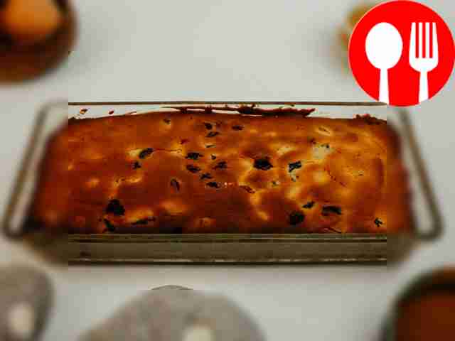 Bake the cake in an oven preheated to 150°C...