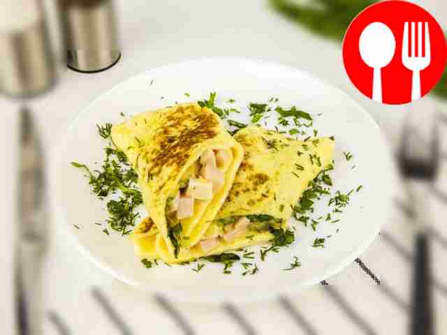 Рулет из омлета