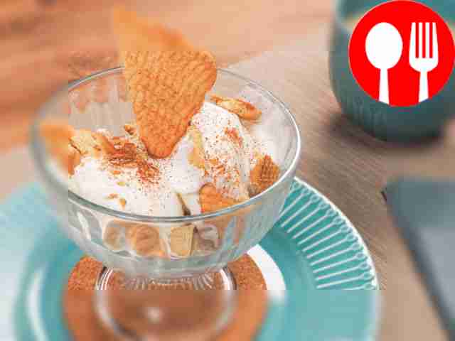 Когда мороженое будет готово, переложите его в...