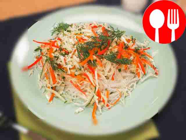 Funchoza with cabbage