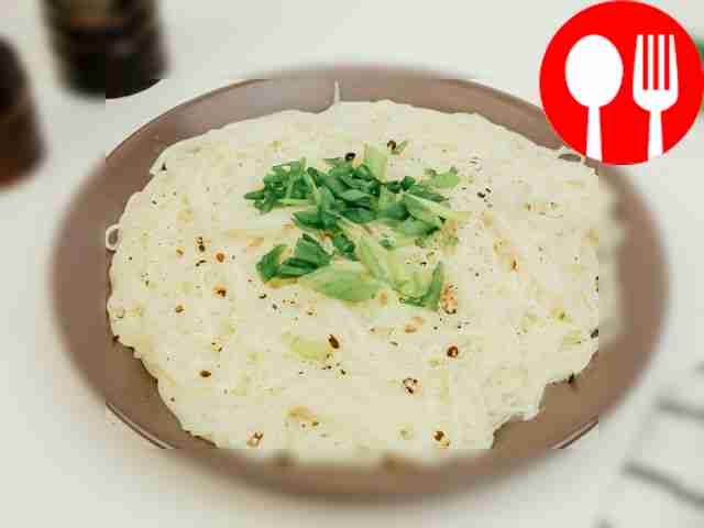 Noodles in creamy sauce