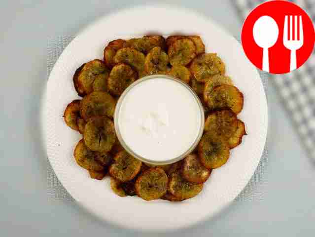 Place the finished chips on a plate and place...