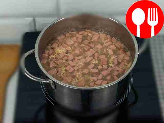 Pour the egg mixture into the soup and stir.