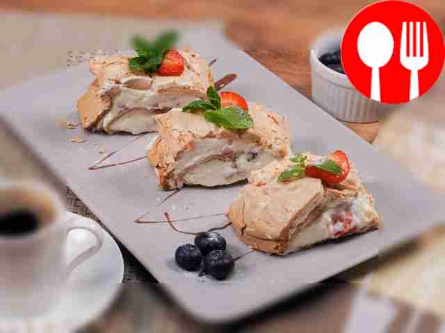 Рулет из безе