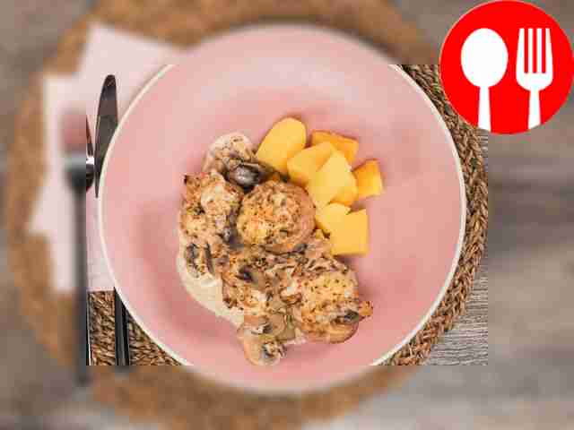 Тефтели в грибном соусе