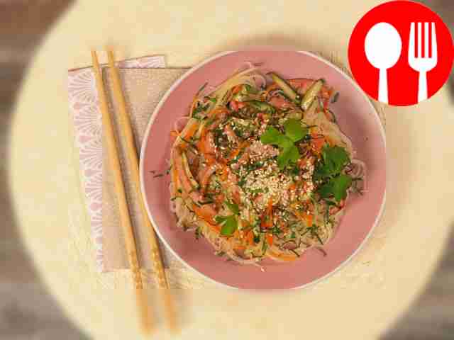 Funchoza with sausage