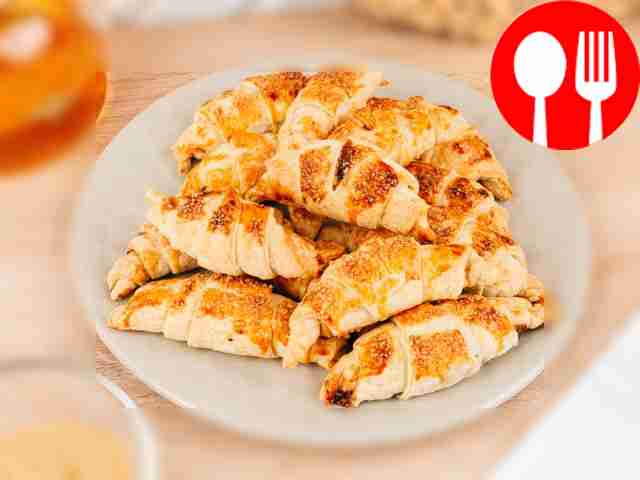Croissants with cottage cheese and raisins