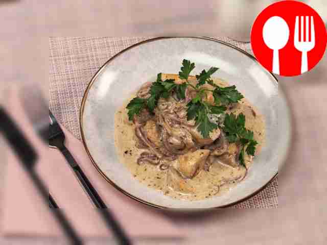 Champignons in cream sauce