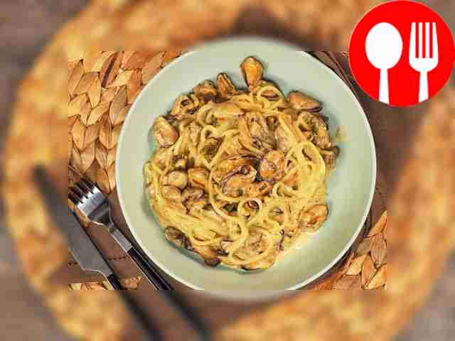 Паста с мидиями в сливочном соусе