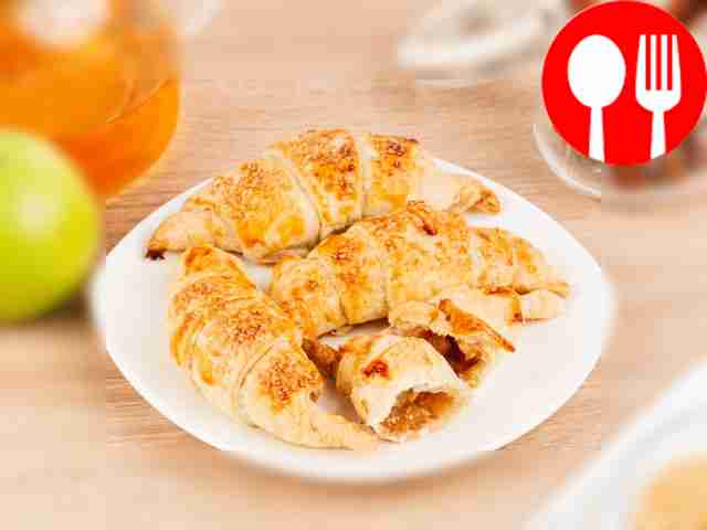 Croissants with apple and cinnamon