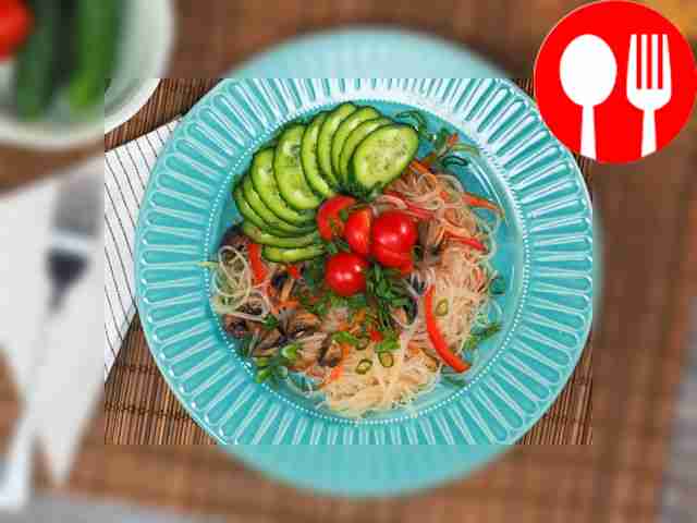 Funchoza with mushrooms