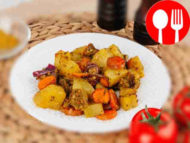 Baked stew with vegetables and pork curry