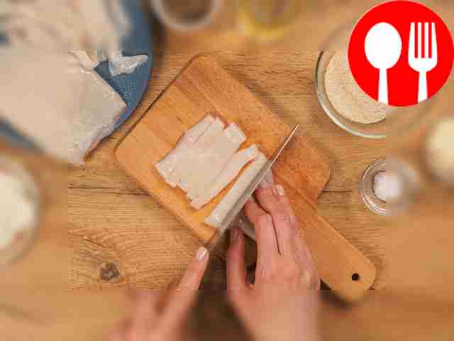 Conveniently arrange all the ingredients. Thaw...