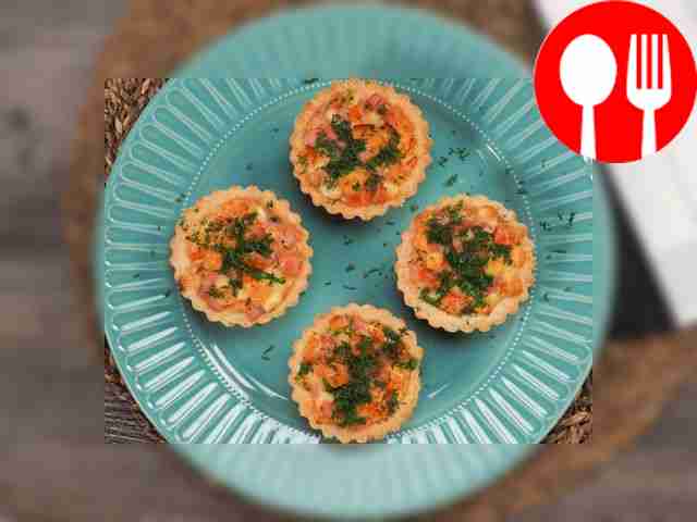 Tartlets with cheese
