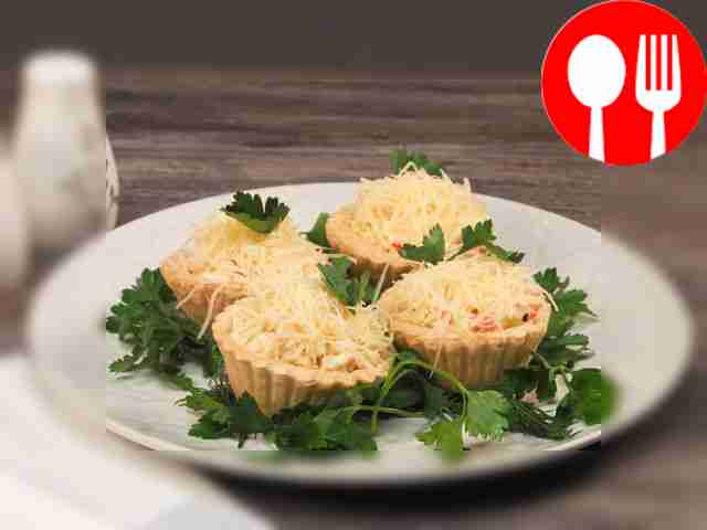 Тарталетки с крабовыми палочками