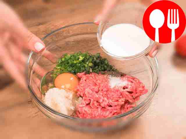 Prepare the minced meat. Mix meat, onion,...