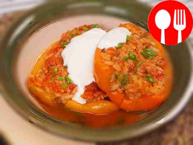Stuffed peppers in a slow cooker