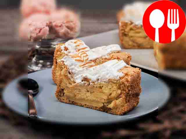 Шарлотка с безе