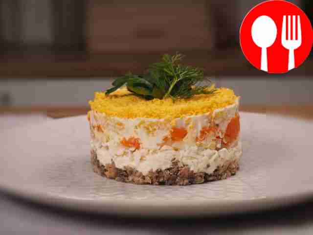 Mimosa salad with butter