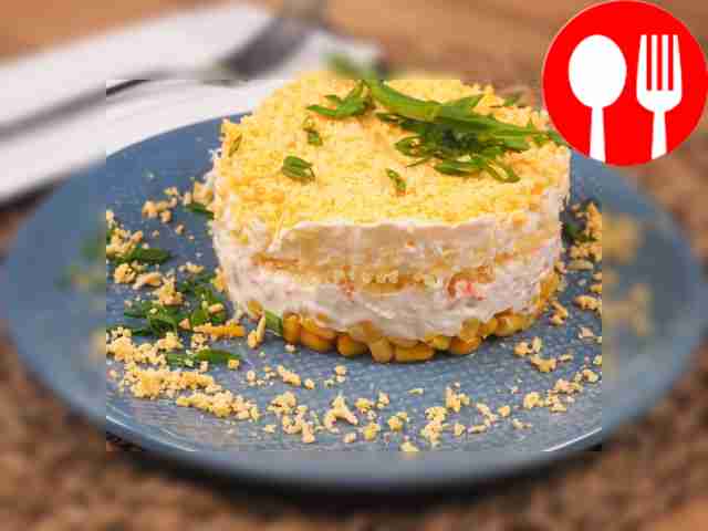 Салат «Мимоза» с крабовыми палочками