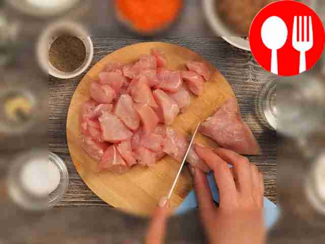 Wash the meat, separate from the bones, cut...