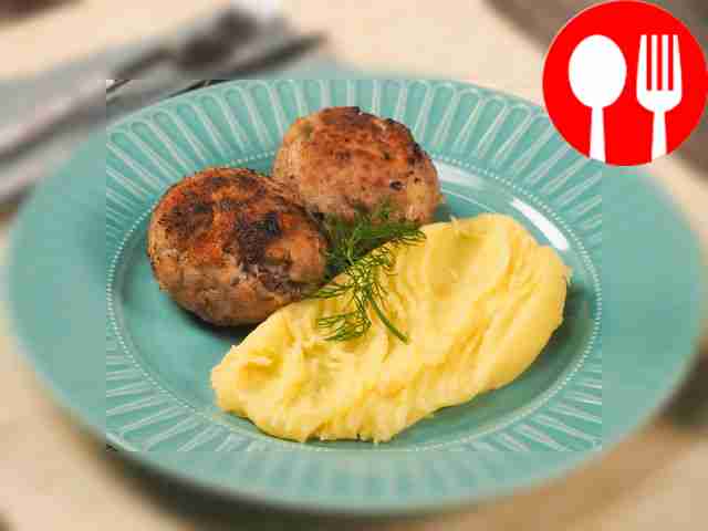 Котлеты из индейки с грибами