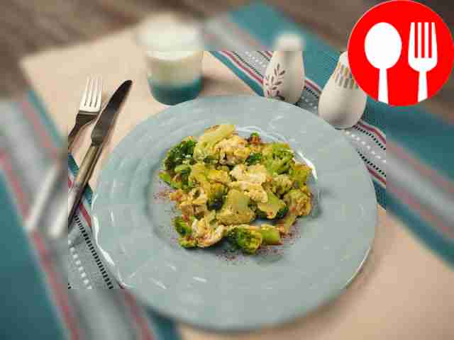 Брокколи с яйцом