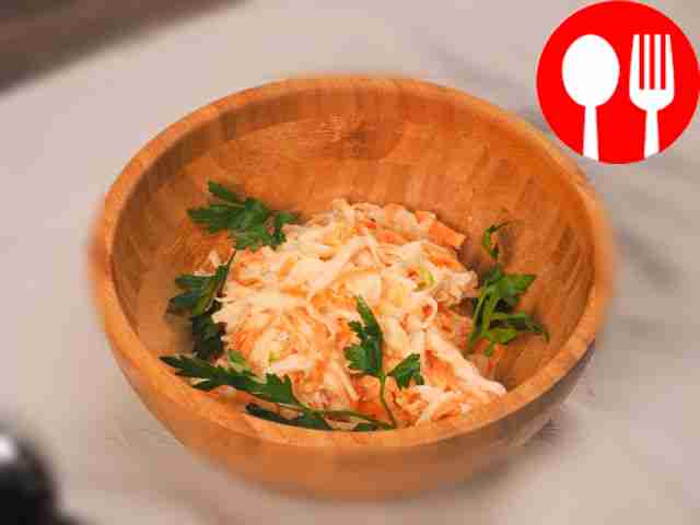 Салат с редисом дайкон