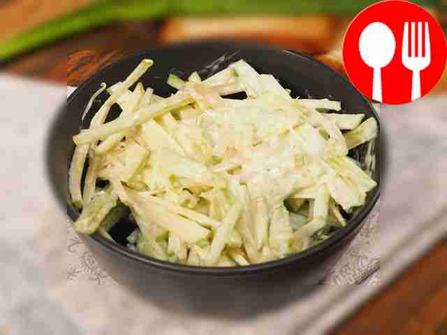Celery with cheese