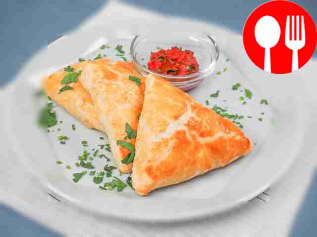Samsa made from puff pastry