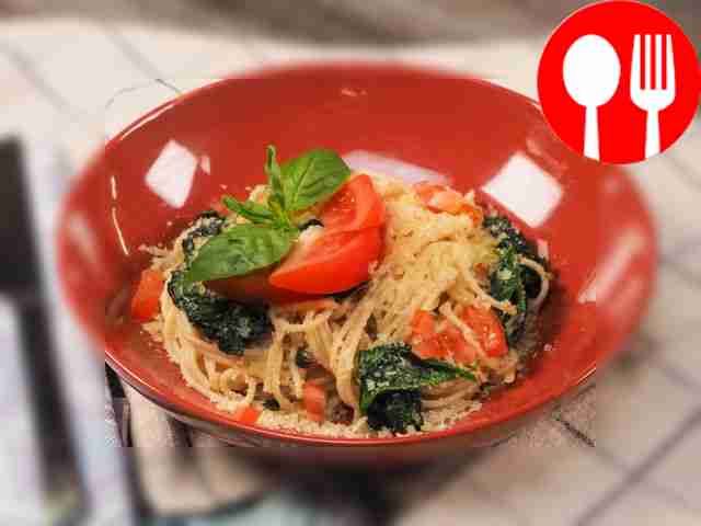 Макароны со шпинатом