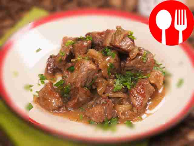 Veal with onions
