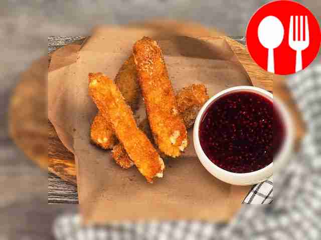 Cheese in breadcrumbs