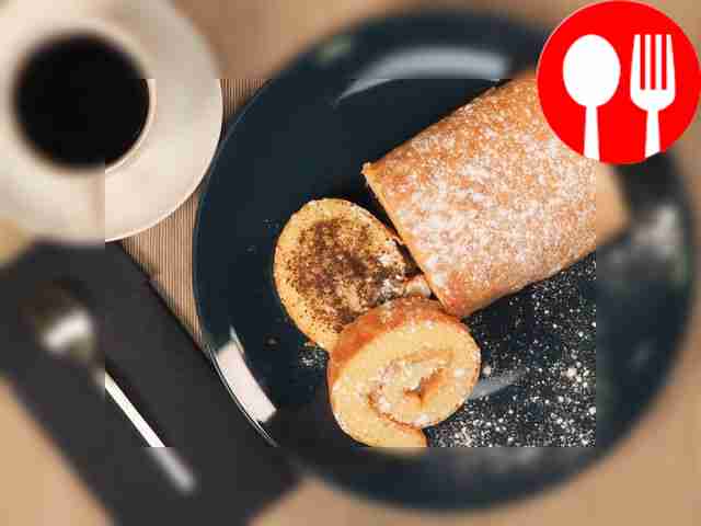 Roll with condensed milk