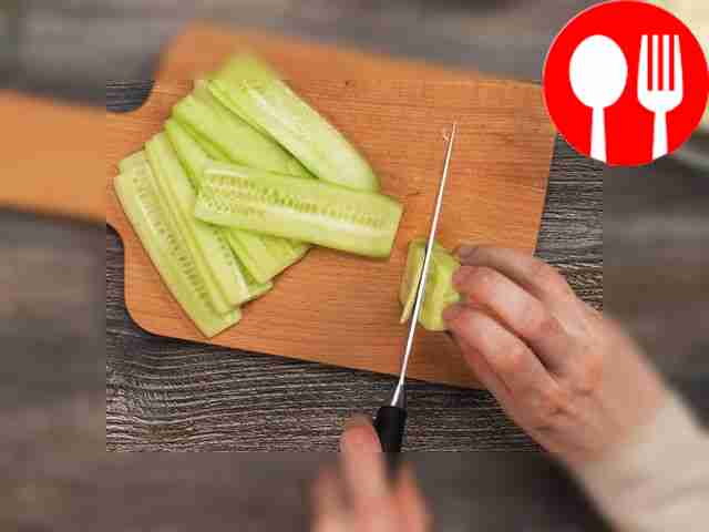 Разложите ингредиенты по порядку. Откройте...