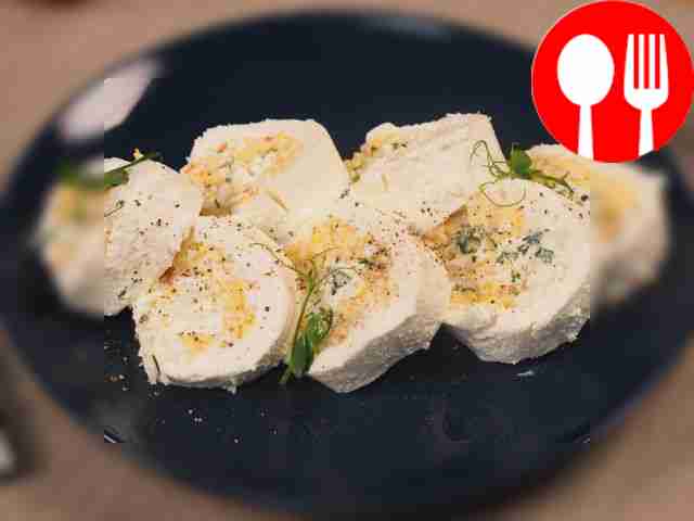 Cheese roll with crab sticks