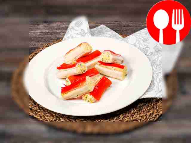 Crab sticks with cheese and garlic