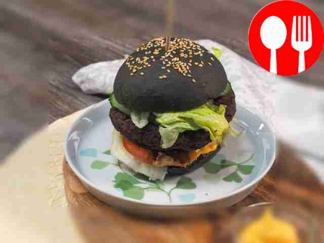Black burger