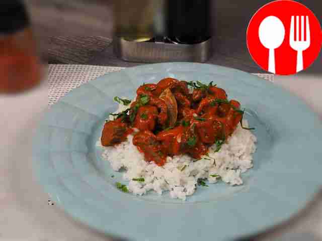 To make the goulash look more impressive,...