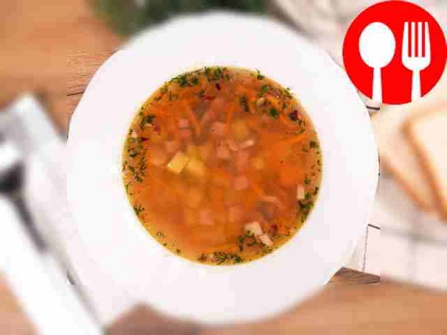 Lentil soup with smoked meats