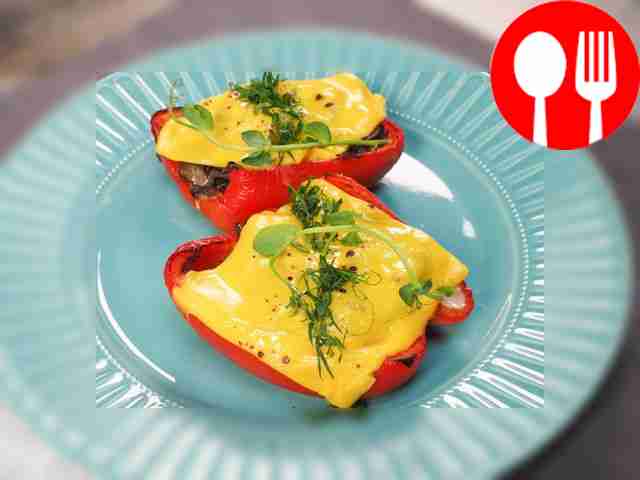 Перец с грибами и плавленым сыром