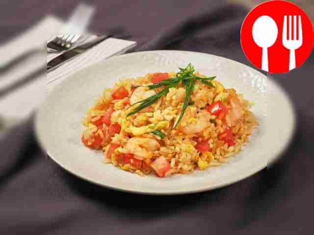 Fried rice with shrimp